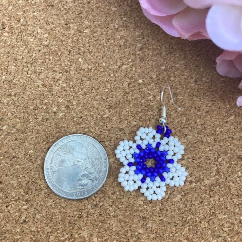 Seed beaded drop flowers - Picture 2 of 6